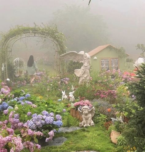 Latest garden art garden party garden idea 2024 Garden Idea, Party Garden, Pretty Landscapes, Art Garden, Dream House Interior, 판타지 아트, Dream House Decor, Nature Aesthetic, Pretty Places