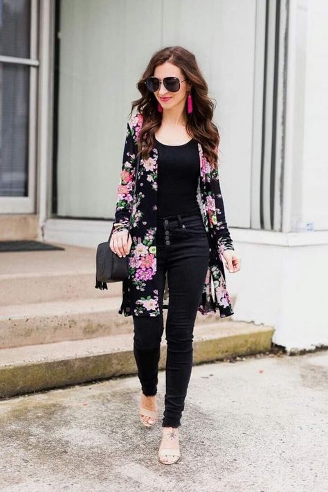 Floral Duster, Western Wear Outfits, Gilet Long, Business Casual Outfits For Women, Trendy Dress Outfits, Trendy Fashion Tops, Stylish Dress Book, Stylish Dresses For Girls, Floral Jacket