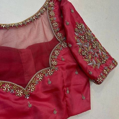 Dm@9640490158 Designer Emblished maggam work customised blouses Fabric: cottonsilk Dispatch: 4 days Price : 2000unstitched 2550stitched Colours and sizes can be customised accordingly Red Designer Blouse, Combo Outfits, Long Skirt Top Designs, Magam Work, Blue Blouse Designs, Long Blouse Designs, Patch Work Blouse Designs, Aari Design, Latest Bridal Blouse Designs