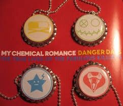 ·♡♥· Mcr Necklace, Bottle Cap Pins, Band Pins, Fabulous Killjoys, Crown Bottle, Danger Days, Bottle Cap Necklace, I Love Mcr, Bottle Cap Crafts