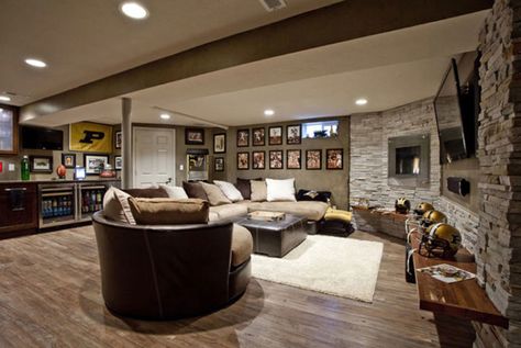 20 Amazing Sports Themed Basement Designs Grey And Brown Basement Ideas, Brown Basement Ideas, Unfinished Basement Decorating, Transitional Basement, Basement Colors, Rustic Basement, Modern Basement, Basement Inspiration, Home Bar Design