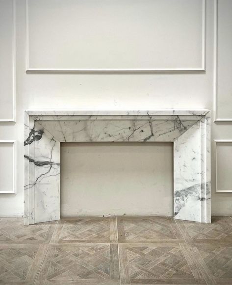 Fireplace Mantle With Tile Surround, Stone Mantle Fireplace, Modern Limestone Fireplace, French Farmhouse Fireplace, Dormer Interior, Parisian Fireplace, Art Deco Fireplace Surround, Low Fireplace, Fireplace With Marble