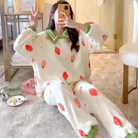 Check out this product on Alibaba App Winter Women Thermal Pajama Flannel Nightwear Pijama 2 Piece Set Clothing Pillama Warm Pyjama Sleepwear For Lady Winter Night Suit, Velvet Pajamas, Kawaii Pajamas, Cozy Sleepwear, Warm Pajamas, Cute Pajama Sets, Baby Tees Y2k, Winter Pajamas, Y2k Baby Tee