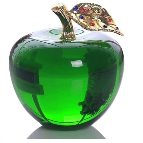 Hoobar Crystal Apple Figurine Paperweight Craft Ideal Decoration 2.7 Inch Gifts for Wedding Birthday Christmas Crystal Apple, Party Display, Gifts For Wedding, Figurine Collection, For Wedding, Gifts For, Restaurant Wedding, Christmas Green, Crystal Figurines