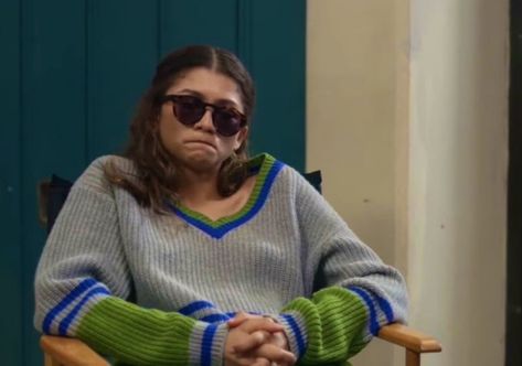 Euphoria 2, Varsity Sweater, Reaction Face, Zendaya Coleman, Funny Profile, Mood Humor, Funny Profile Pictures, Cute Memes, Instagram Funny