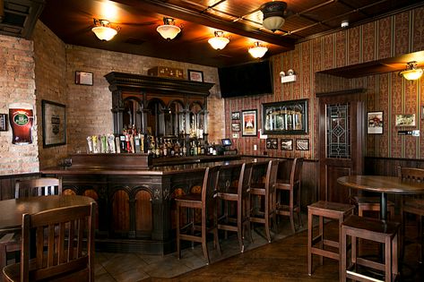 These design elements define true Irish pubs in Chicago Irish Pub Lighting, Irish Pub Interior Basement Bars, Irish Bar Ideas Pub Design, Pub Interior Ideas, Home Pub Ideas, Irish Pub Interior, Irish Pub Design, Irish Pub Decor, Pub Ideas