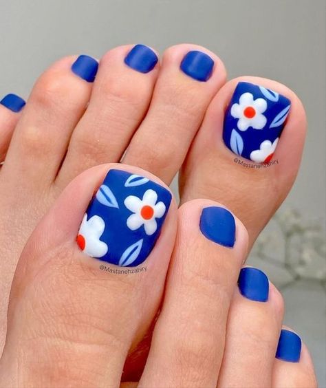 Summer 2024 Toe Nail Trends: Cute Pedicure Designs for Sunny Days July Toes Nails, Pedicure Ideas Designs Toenails, Fun Toenail Designs, Fun Summer Pedicure Ideas, Toenail Polish Summer 2024, Summer Toe Nails 2024 Color Trends, Cute Toenail Ideas, Fun Color Nails, Pedicure Ideas Designs