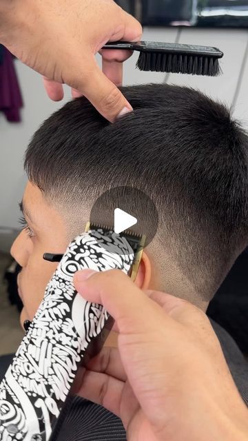 Low Mid Fade Haircut Men Straight Hair, Zero Fade Haircut Men, Boys Haircut Trendy Fade, Midfade Hairstyle Men, Drop Fade Haircut Men, How To Cut Boys Hair, Fade Haircut Men's, Barber Haircut Styles, Line Up Haircut