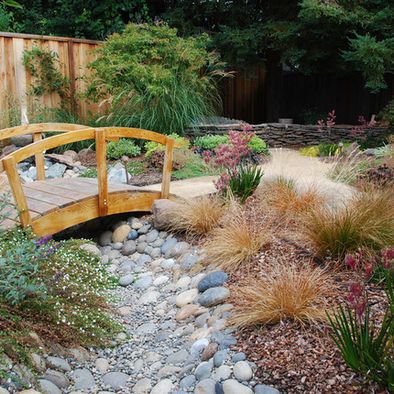 dry river bed with bridge Garden Bridge Design, Boho Sunroom, Backyard Bridges, Bridge Ideas, Garden Bridges, Dry River, Asian Landscape, Creek Bed, Asian Garden