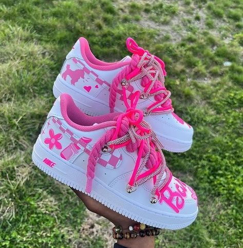 My ladies how will u name this customs?? #CustomKicks #CustomSneakers #SneakerArt #CustomFootwear #ShoeCustomization #CustomShoes #SneakerCustoms #ShoeArt #CustomDesigns #Kickstagram #SneakerHead #SneakerCulture #SoleCollector #SneakerAddict #KicksOnFire #HypeBeast #KOTD #CustomCreators #SneakerCommunity #igsneakercommunity Diy Converse, Airforce 1s, U Name, Custom Sneakers Diy, Custom Kicks, Sneaker Art, Hand Painted Shoes, Sneakers Addict, Shoe Art