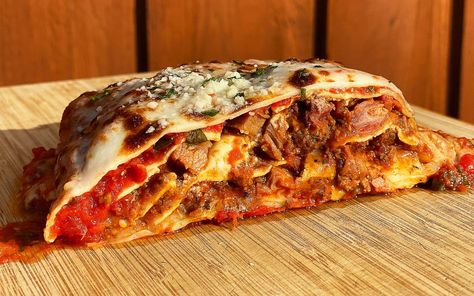 Brick Oven Outdoor, Best Thanksgiving Recipes, Texas Monthly, White Pizza, Weekend Meals, Smoked Brisket, How To Make Jam, Pizza Place, Lasagna Recipe