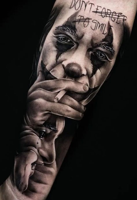 Joker Tattoo Ideas, Tato Joker, Joker Face Tattoo, Joker Tattoo Design, Evil Tattoos, Batman Tattoo, Clown Tattoo, Joker Face, Men Tattoos Arm Sleeve