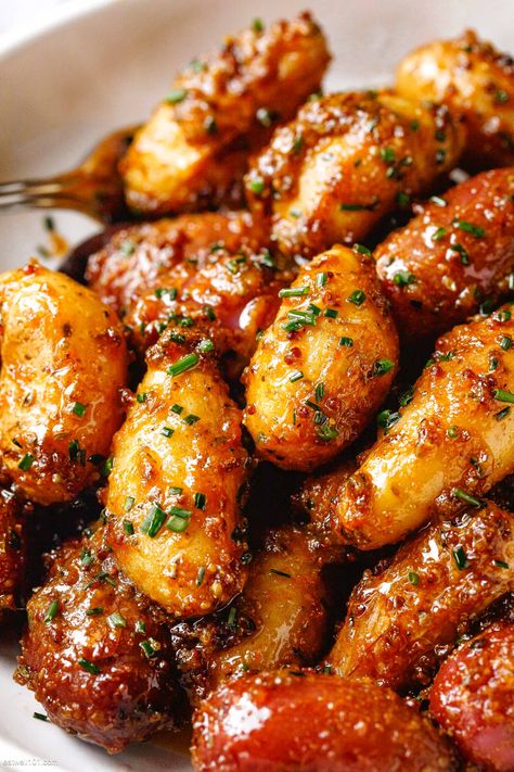 Honey Mustard Potatoes - #honey #mustard #potatoes #recipe #eatwell101 - The flavor combination makes these Honey Mustard Potatoes one of the best side dishes we have on here! - #recipe by #eatwell101® Mustard Potatoes, Potato Recipes Side Dishes, Potato Side Dishes, Best Side Dishes, Potatoes Recipe, Potato Dishes, Side Recipes, Veggie Dishes, Honey Mustard