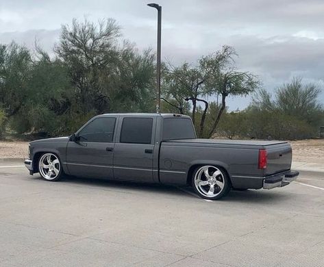 Obs Chevy, Obs Truck, Bagged Trucks, Dropped Trucks, Dream Car Garage, Short Bed, Custom Chevy Trucks, Chevy Pickup Trucks, Gm Trucks