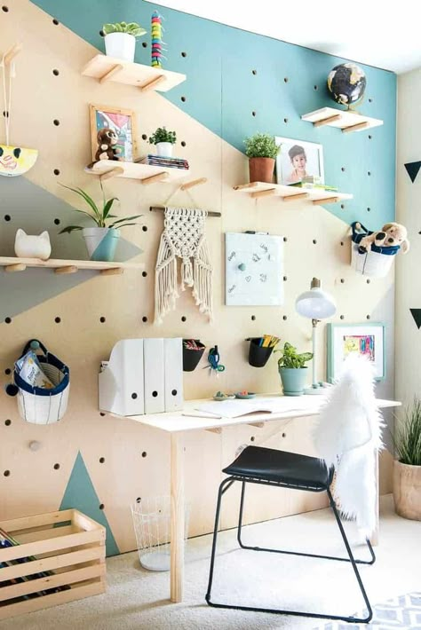 Make this DIY Giant Pegboard to create a well organized space for an office, bedroom or garage- the possibilities are limitless! #giantpegboard #DIYpegboard #pegboard #pegboardwall #officespace #organize #office #wall Diy Pegboard Wall, Peg Board Ideas, Plywood Wall Paneling, Diy Peg Board, Office Design Diy, Peg Board Walls, Home Office Design On A Budget, Diy Pegboard, Organize Garage