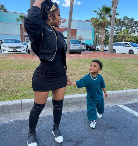 4.23.22 Jayda Wayda And Loyal, Jayda And Loyal, Loyal Armani, Jayda Wayda Outfit, Nba Baby, Jayda Wayda, Famous Kids, Mommy And Son, Fashion Baby Girl Outfits