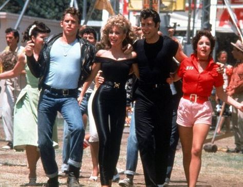 Grease danny zuko costume Danny Zuko Costume, Grease Characters, Grease Halloween Costumes, Rydell High, Grease Party, Sandy Grease, Grease Costumes, Grease Movie, Cute Couples Costumes