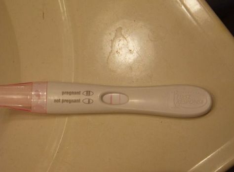 Positive Pregnancy Test Pictures, Pregnancy Test Positive, Test Pregnancy, Fake Pregnancy, Positive Pregnancy Test, Click Funnels, Scary Funny, First Response, Positive Test