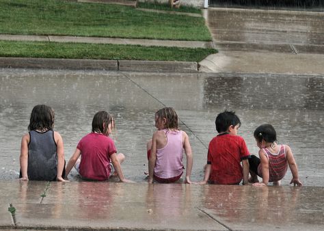 Its Raining Its Pouring, Playing In The Rain, Rain Quotes, Smell Of Rain, Rain Photo, Morning Rain, I Love Rain, Love Rain, Walking In The Rain