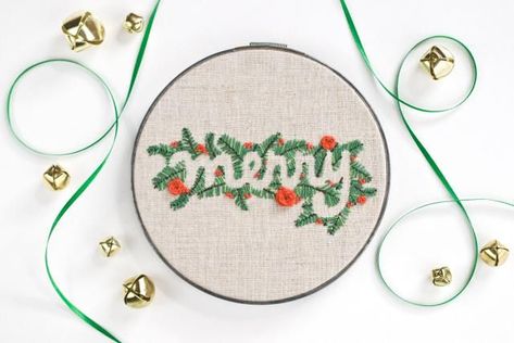 This free hand embroidery pattern uses evergreens and negative space to express a very merry seasonal sentiment. Embroidery Drawing, Free Hand Embroidery, Holiday Embroidery, Crewel Embroidery Kits, Diy Embroidery Kit, Cross Stitch Christmas, Wedding Items, Embroidery Materials, Embroidery Patterns Vintage