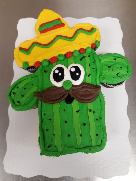 Taco Birthday Party Ideas Decorations, Fiesta Cakes Ideas, Threesta Birthday Cake, Taco Themed Birthday Party Cake, Taco Themed Cupcakes, Fiesta Cupcakes Ideas, Taco Bout A Party Cake, Taco Party Cake Ideas, Fiesta Theme Party Cake