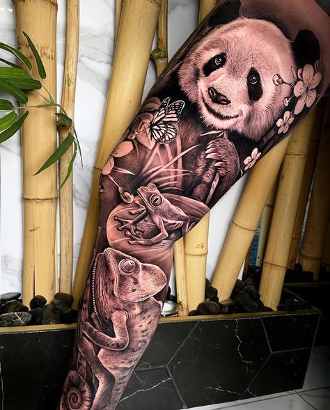 Animal leg with a panda, butterfly, frog & chameleon. Tattoo by Camacho, an artist at Bamboo Tattoo Studio in Toronto, Ontario. Stencils Art, Chameleon Tattoo, Tattoo Perna, Jungle Tattoo, Animal Tattoos For Women, Animal Sleeve Tattoo, Jungle Thema, African Tattoo, Bamboo Tattoo