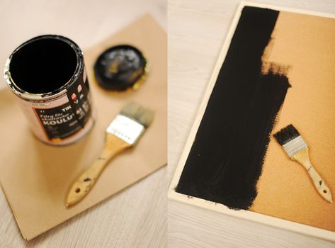 make your own chalkboard how to -- we do this ALL the time Diy Black Board, Chalkboard Sign Ideas, Chalkboard Decoration, Paint Cork, Diy Chalkboard Sign, Blackboard Paint, Menu Table, Chart Ideas, Cork Boards