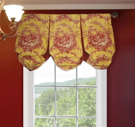 13 Custom Toile Valances That Look Great Up Close Balloon Valances, Country Valances, Drapery Ideas, Valance Patterns, Balloon Shades, Balloon Valance, Balloon Curtains, Window Valances, Custom Valances