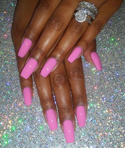 cute acrylic set Pretty Ballerina Nails, Hot Pink Ballerina Nails, Mat Pink Nails, Bubblegum Pink Nails Acrylic, All Pink Nails, Light Pink Sparkly Nails, Barbie Pink Nails With Design, Pink Vacation Nails, Bubble Gum Pink Nails