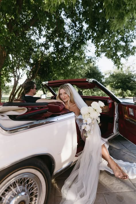 grace and jake's wedding in a white vintage cadillac eldorado car Formal Poses, Car Engagement Photos, Vintage Engagement Photos, Vintage Car Wedding, Vintage Wedding Photography, Engagement Pictures Poses, Wedding Picture Poses, Wedding Photography Styles, Wedding Photos Poses