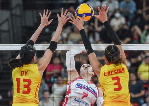 F2 Logistics’ Kim Dy and Ivy Lacsina make life difficult at the net for Creamline’s Michell Gumabao as the Cargo Movers deal the Cool Smashers their first loss in the Premier Volleyball League All Filipino Conference eliminations via a marathon23-25, 25-18, 16-25, 25-23, 16-14 victory in the Premier Volleyball League All Filipino Conference eliminations on Saturday night at the Philsports Arena in Pasig City. F2 Logistics and Creamline are now 3-1 won-lost at second place behind idle leader Cher F2 Logistics Volleyball, F2 Logistics Cargo Movers, Ivy Lacsina, Philippine Basketball Association, Pasig City, Makati City, Sports Coach, The Net, Saturday Night