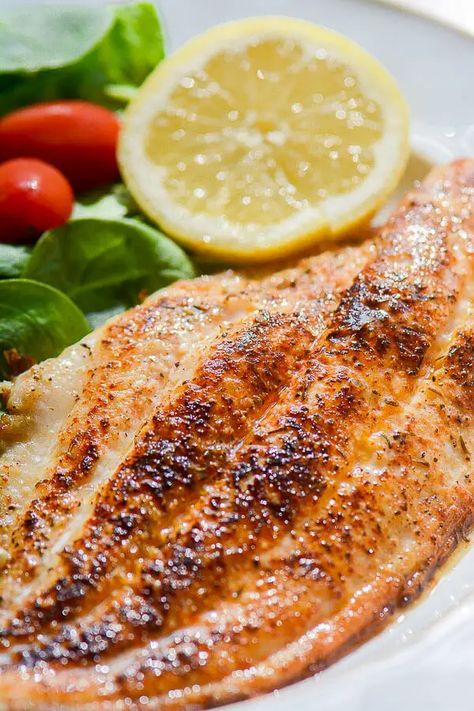 Grilled Catfish, Baked Catfish, Blackened Catfish, Spicy Seafood Recipes, Catfish Recipes, Baked Fish, Chicken Flavors, Seasoning Recipes, Fish Dishes