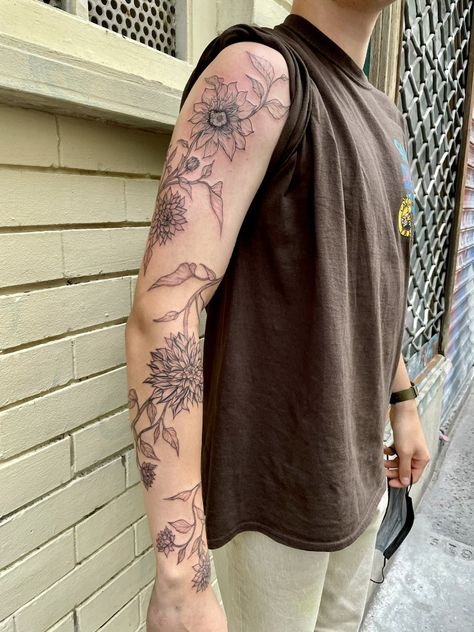 Full Sleeve Flower Tattoo For Men, Men’s Floral Arm Tattoo, Flower Vine Tattoo Arm Sleeve Men, Simple Nature Sleeve Tattoo, Full Arm Flower Tattoo Floral Sleeve, Garden Tattoo Sleeve Men, Full Arm Plant Tattoo, Floral Sleeve Tattoo Minimalist, Mens Arm Tattoos Bicep