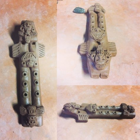 Clay Flute, Ceramica Ideas, Weird Plants, Mayan Art, Recorder Music, Pottery Art, Musical Instruments, Elf, Sculpture