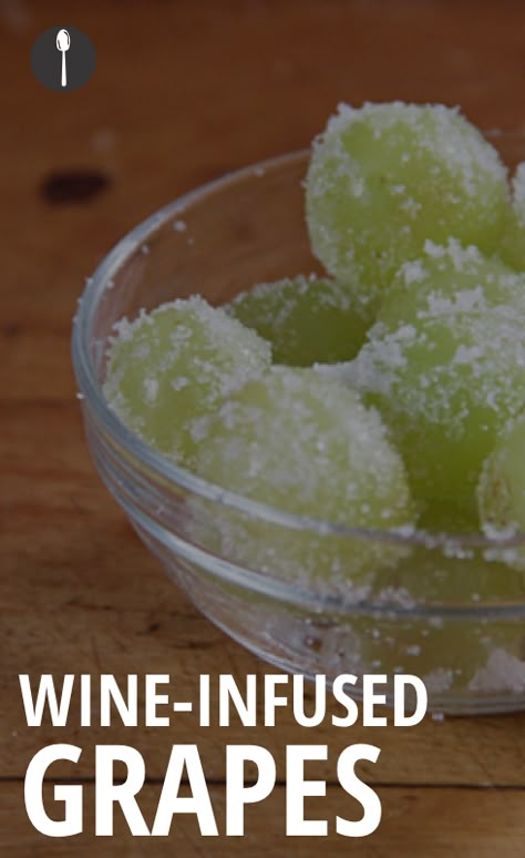 How to make wine infused grapes. Infused Grapes, Alcohol Infused Fruit, Infused Fruit, How To Make Wine, Boozy Treats, Alcoholic Desserts, Frozen Grapes, Boozy Desserts, Wine Tasting Party