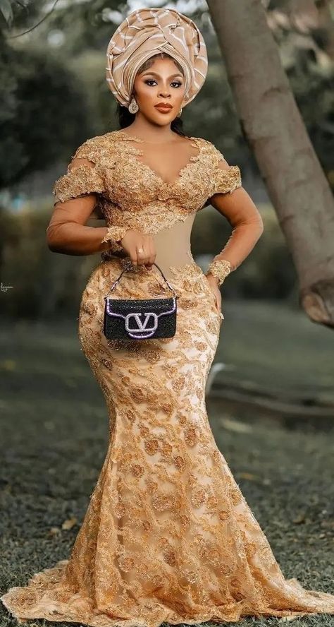 Gold Lace Dresses Nigerian African Style, Sugar Lace Dress Styles, Champagne Gold Lace Asoebi Styles, Gold Lace Asoebi Styles, Nigerian Traditional Dresses, Nigerian Lace Dress, African Bridal Dress, Nigerian Dress, Nigerian Lace Styles Dress