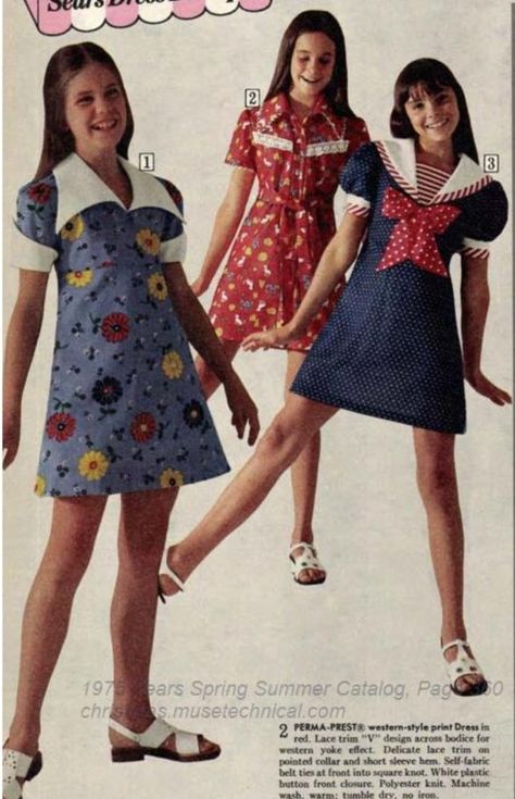 1960s Teen Fashion, 70s Teen Fashion, 1970s Catalog, 60s Magazine, 60s Outfit, Dress References, 60s Outfits, 70 Outfits, Vintage Girls Clothes