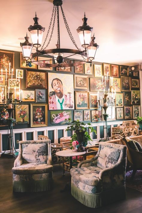 The Perfect New Orleans 3 Day Itinerary | Jack Rose #simplywander #neworleans #louisiana Vintage New Orleans Aesthetic, New Orleans Living Room, Maximalist Moody, New Orleans Cafe, New Orleans Interior, New Orleans Style Homes, Weekend In New Orleans, Turtle Soup, Jack Rose