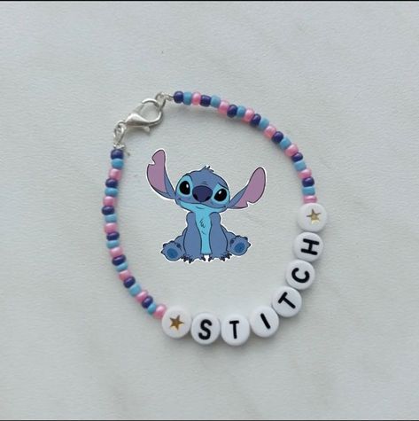 Stitch Bracelet Ideas, Bracelet Ideas Disney, Stitch Bracelets, Stitch Clay Bead Bracelet, Stitch Bracelet Pattern, Clay Bead Bracelet Ideas Lilo And Stitch, Stitch Bracelet, Cute Seed Bead Bracelet Ideas, Cartoon Bracelet Ideas