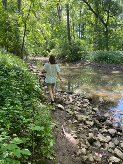 Spending Time Outside Aesthetic, Thriving Aesthetic, Spend Time In Nature Aesthetic, Green Outdoors Aesthetic, Nature Peace Aesthetic, Simple Quiet Life, Quiet Life Aesthetic, Quiet Lifestyle, Meditation In Nature Aesthetic