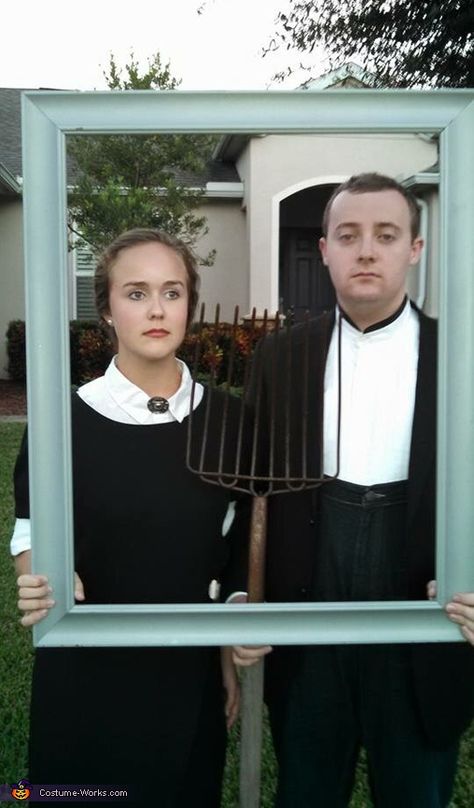 American Gothic Costume - Halloween Costume Contest via @costume_works Picture Frame Costume, Rockstar Costume, Gothic Halloween Costumes, Costumes For Couples, Gothic Costume, Homemade Costume, Couple Costumes, Couples Costume, Costume Works