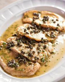 I made this Chicken Piccata last night and it rocked my face off! Even my husband who doesn't like chicken enjoyed it. I'll probably make it like 8,000 more times. Chicken Piccata Recipe, Piccata Recipe, Martha Stewart Recipes, Chicken Piccata, Poultry Recipes, Dinner Tonight, Dinner Time, What's For Dinner, Martha Stewart