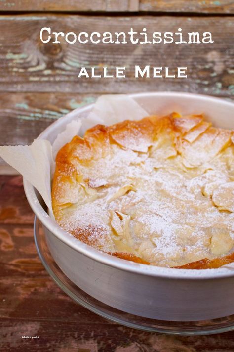 torta croccante alle mele, pasta fillo con mele amaretti e cannella Phylo Pastry Recipes, Phyllo Dough Recipes, Pasta Filo, Pasta Fillo, Best Apple Pie, American Cake, Torte Cake, Pie Dessert, Pastry Recipes