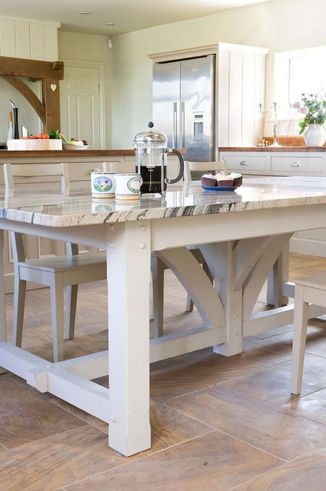 #DIYDare Anyone care to come up with plans for creating this super dining room table? Granite Kitchen Table, Farm Furniture, Granite Dining Table, Kitchen Prep Table, Granite Table, Prep Table, Lake House Kitchen, Kitchen Prep, Granite Countertop