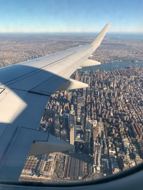 New York Flight View, Flight Over New York, Plane Aesthetic New York, Plane To New York, New York City Airport, Nyc Plane View, New York Plane View, Plane Ticket To New York, Airplane New York