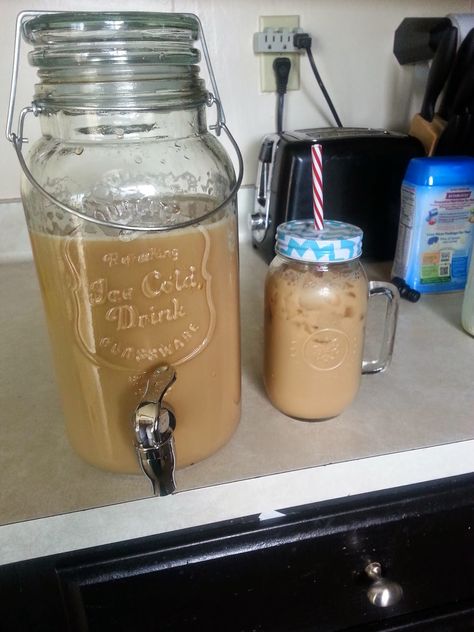 Iced Coffee For Party, Gallon Iced Coffee Recipe, Iced Coffee With Sweet Condensed Milk, Creamy Iced Coffee Recipes, Iced Coffee Recipe For Party, Batch Iced Coffee, Iced Coffee Bar Ideas Party, Creamy Iced Coffee, Homemade Iced Coffee Recipe