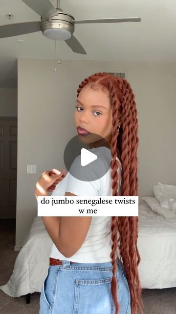 Large Knotless Twist Braids, Protective Hairstyles Braids Blonde, Senegalese Twists Curly Ends, Extension Twists Hairstyles, Chunky Senegalese Twists, Sengelese Twist Boho, How To Add Hair To Twist, Soft Twists Braids, Jumbo Passion Twists Hairstyle Long