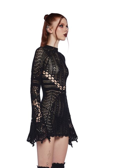 Crochet Thread Clothes, Crochet Bell Sleeve Dress, Knitted Mini Dress, Lace Crochet Dress, Crochet Fall Dress, Crochet Alternative Clothing, Crochet Long Dress, Black Crochet Ideas, Crochet Boho