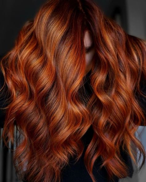 Fiery Red Balayage Long Hair Pinkish Brown Hair, Hair Ideas Red, Color Trends For 2023, Red Hair Ideas, Flame Hair, Light Auburn Hair, Red Hair Color Ideas, Balayage Long Hair, Pravana Vivids