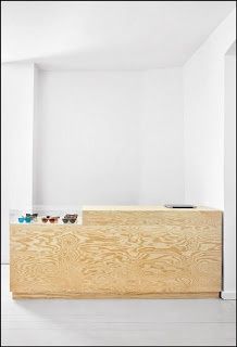 Plywood reception desk Plywood Reception Desk, Plywood Counter, Coming Home For Christmas, Plywood Desk, Retail Counter, Shop Counter, Office Reception, Clinic Design, Studio Interior